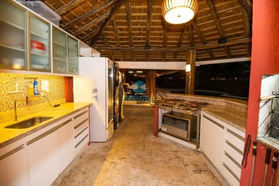 Foto 5 de Casa de Condomínio com 7 quartos à venda, 900m2 em Camacari - BA