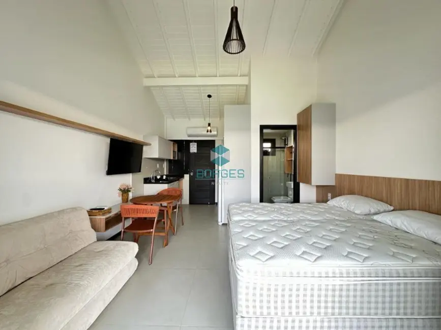 Foto 1 de Apartamento com 1 quarto à venda, 32m2 em Mata De Sao Joao - BA