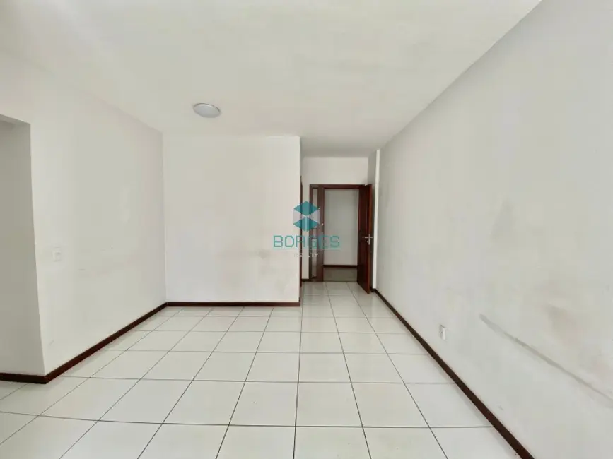 Foto 2 de Apartamento com 3 quartos à venda, 90m2 em Stiep, Salvador - BA