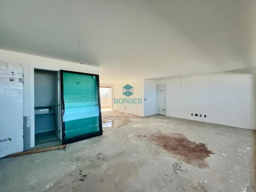 Apartamento com 4 quartos à venda, 210m2 em Caminho das Árvores, Salvador - BA - imagem 6 Foto 6 de Apartamento com 4 quartos à venda, 210m2 em Caminho das Árvores, Salvador - BA