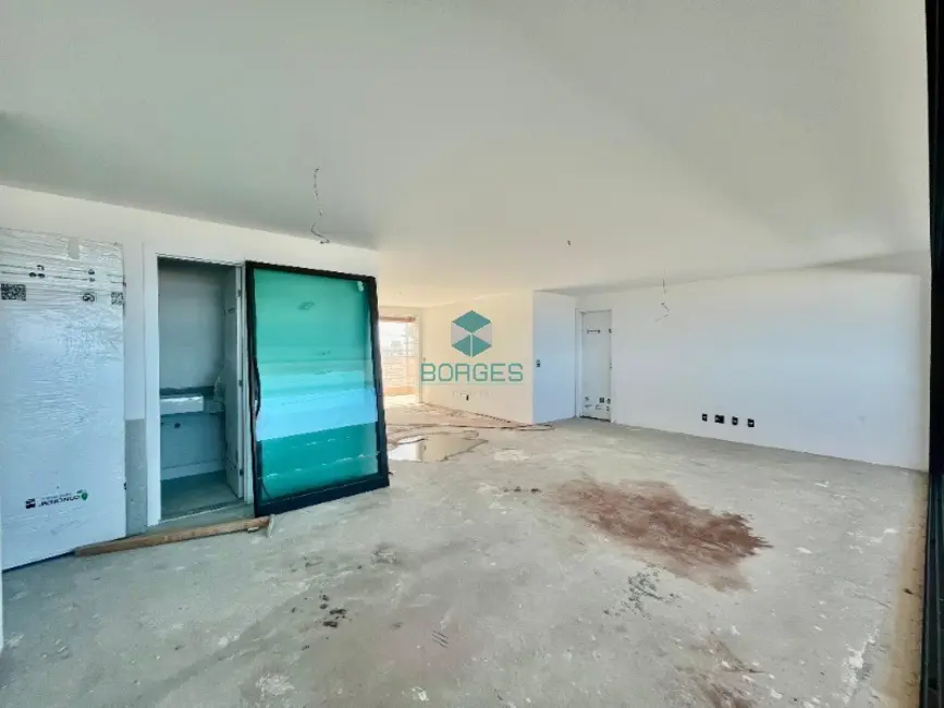 Apartamento com 4 quartos à venda, 210m2 em Caminho das Árvores, Salvador - BA - imagem 5 Foto 5 de Apartamento com 4 quartos à venda, 210m2 em Caminho das Árvores, Salvador - BA