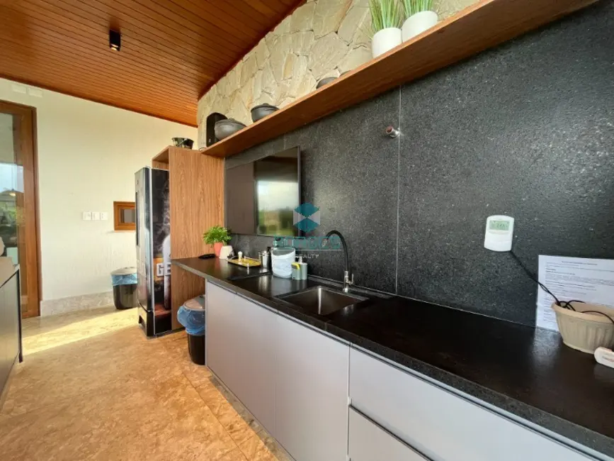 Casa de Condomínio com 6 quartos à venda, 455m2 em Mata De Sao Joao - BA - imagem 9 Foto 9 de Casa de Condomínio com 6 quartos à venda, 455m2 em Mata De Sao Joao - BA