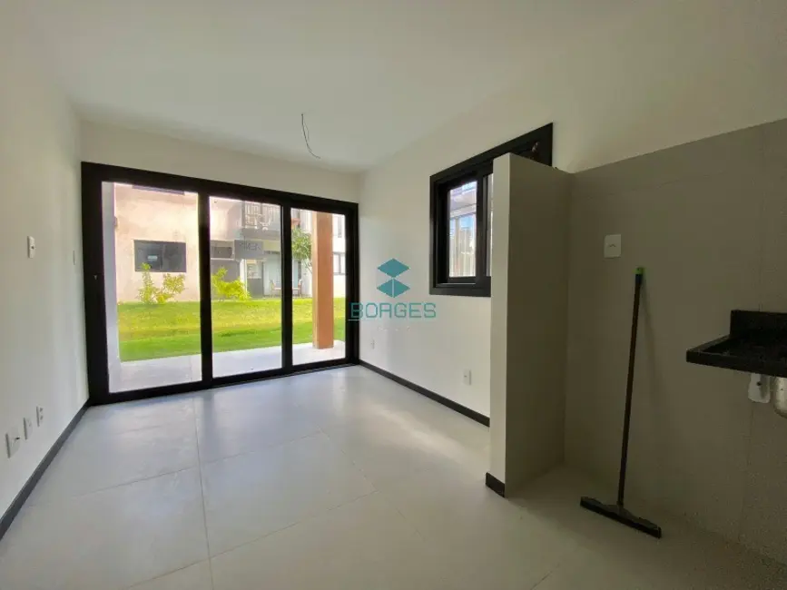 Foto 2 de Apartamento com 2 quartos à venda, 56m2 em Mata De Sao Joao - BA