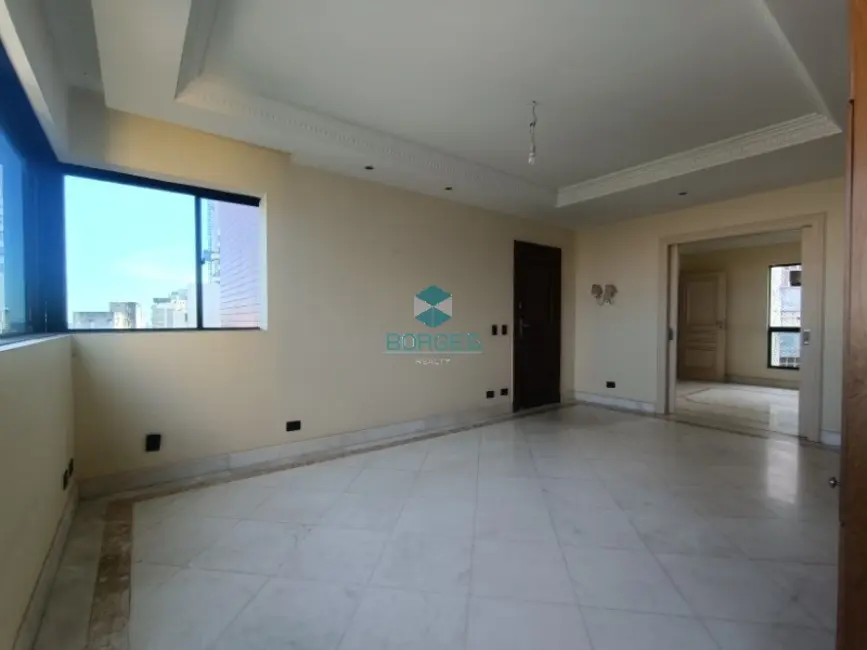 Apartamento com 4 quartos à venda, 156m2 em Graça, Salvador - BA - imagem 4 Foto 4 de Apartamento com 4 quartos à venda, 156m2 em Graça, Salvador - BA