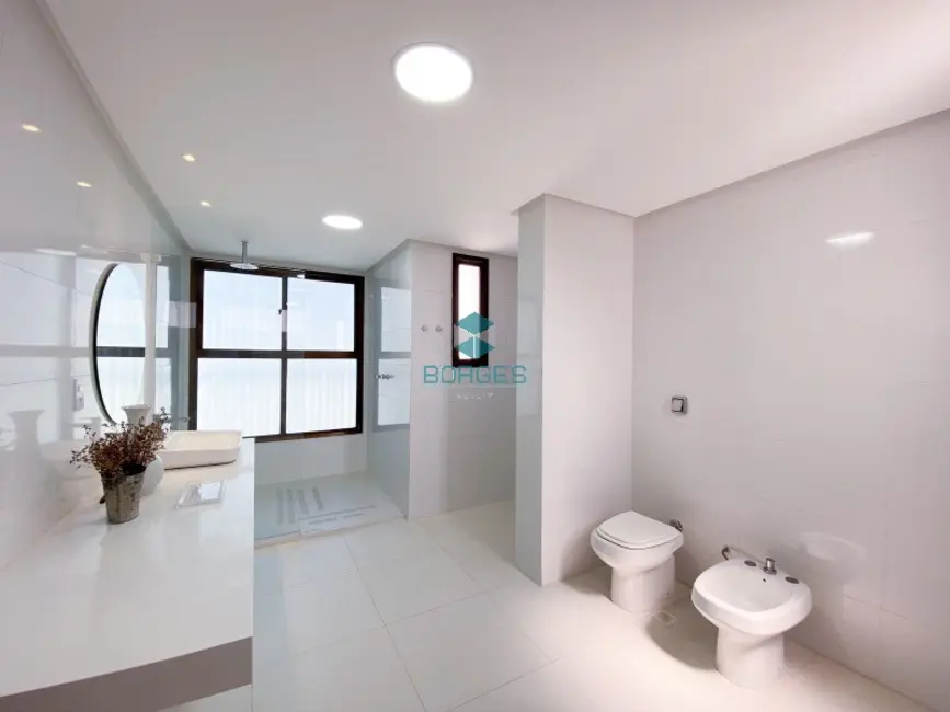 Foto 9 de Apartamento com 4 quartos à venda e para alugar, 303m2 em Jardim Apipema, Salvador - BA