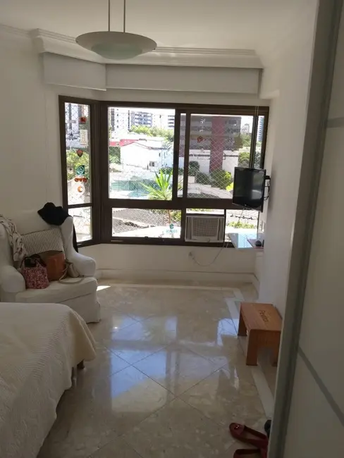 Foto 11 de Apartamento com 5 quartos à venda, 309m2 em Caminho das Árvores, Salvador - BA