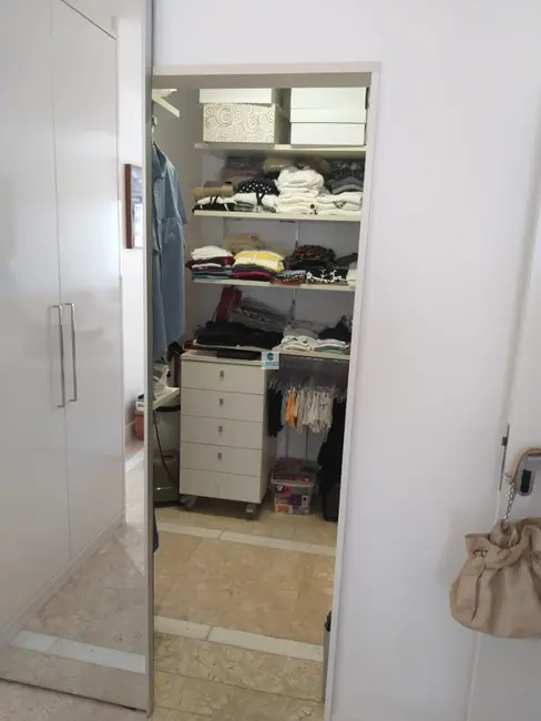 Apartamento com 5 quartos à venda, 309m2 em Caminho das Árvores, Salvador - BA - imagem 9 Foto 9 de Apartamento com 5 quartos à venda, 309m2 em Caminho das Árvores, Salvador - BA