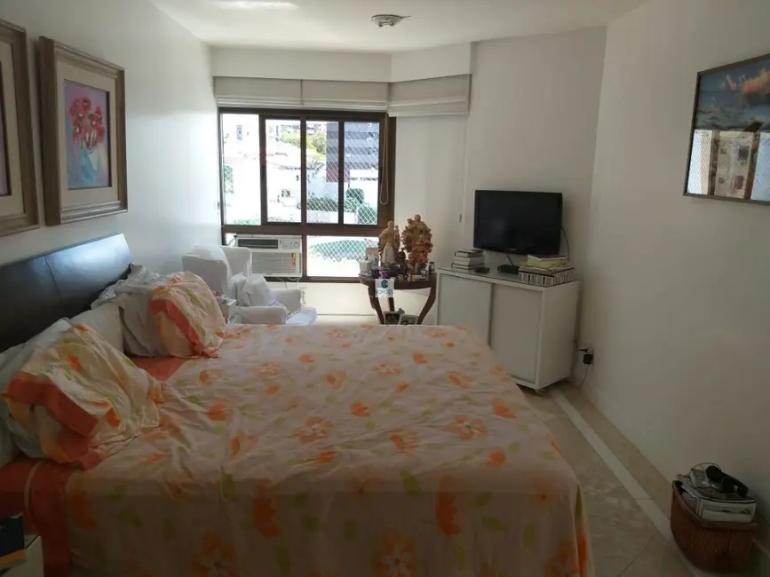 Apartamento com 5 quartos à venda, 309m2 em Caminho das Árvores, Salvador - BA - imagem 8 Foto 8 de Apartamento com 5 quartos à venda, 309m2 em Caminho das Árvores, Salvador - BA