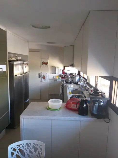 Foto 15 de Apartamento com 5 quartos à venda, 309m2 em Caminho das Árvores, Salvador - BA