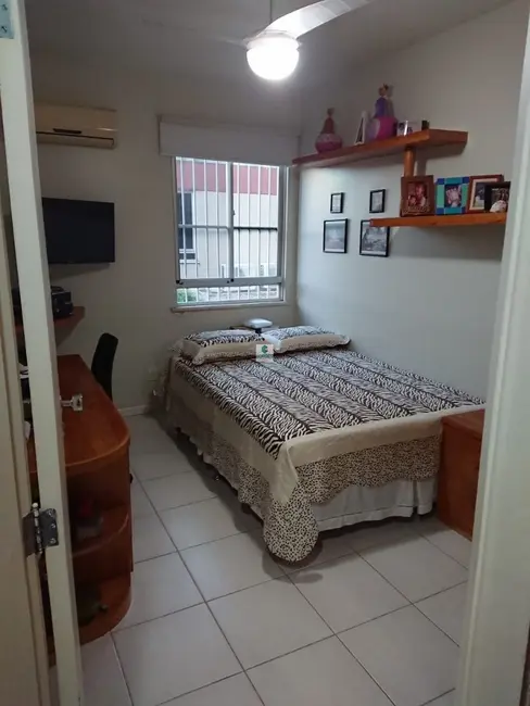 Casa com 3 quartos à venda, 170m2 em Itapuã, Salvador - BA - imagem 6 Foto 6 de Casa com 3 quartos à venda, 170m2 em Itapuã, Salvador - BA