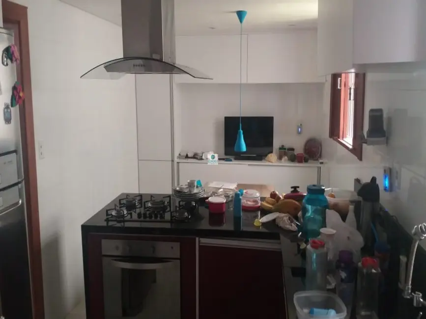 Casa com 4 quartos à venda, 265m2 em Itaigara, Salvador - BA - imagem 9 Foto 9 de Casa com 4 quartos à venda, 265m2 em Itaigara, Salvador - BA