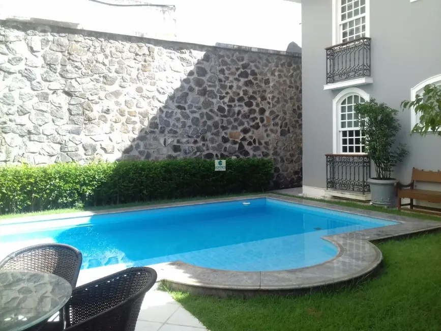 Foto 1 de Casa com 4 quartos à venda, 598m2 em Horto Florestal, Salvador - BA