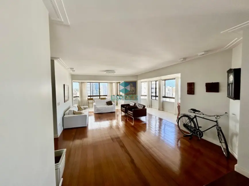 Apartamento com 4 quartos à venda, 275m2 em Jardim Apipema, Salvador - BA - imagem 7 Foto 7 de Apartamento com 4 quartos à venda, 275m2 em Jardim Apipema, Salvador - BA