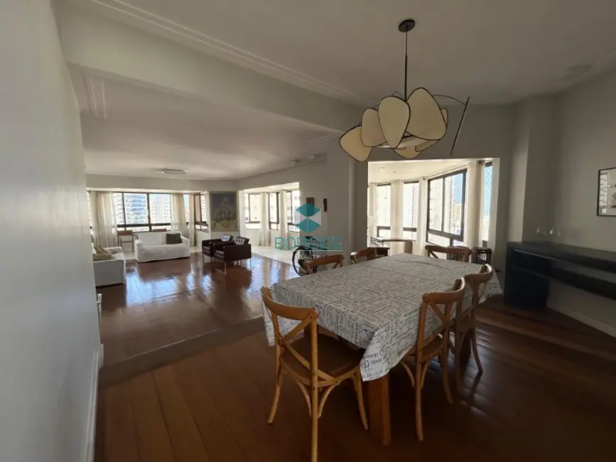 Apartamento com 4 quartos à venda, 275m2 em Jardim Apipema, Salvador - BA - imagem 8 Foto 8 de Apartamento com 4 quartos à venda, 275m2 em Jardim Apipema, Salvador - BA