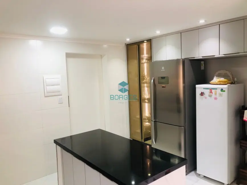 Foto 9 de Casa de Condomínio com 3 quartos à venda, 305m2 em Portão, Lauro De Freitas - BA