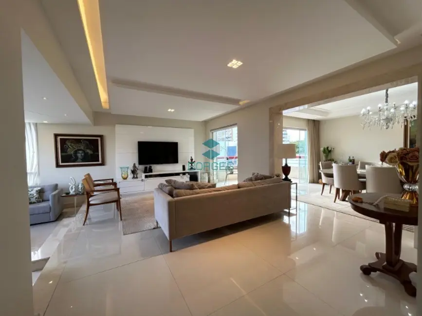 Foto 3 de Apartamento com 4 quartos à venda, 265m2 em Jardim Apipema, Salvador - BA