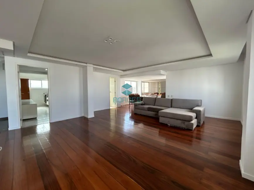 Apartamento com 4 quartos à venda, 365m2 em Jardim Apipema, Salvador - BA - imagem 7 Foto 7 de Apartamento com 4 quartos à venda, 365m2 em Jardim Apipema, Salvador - BA