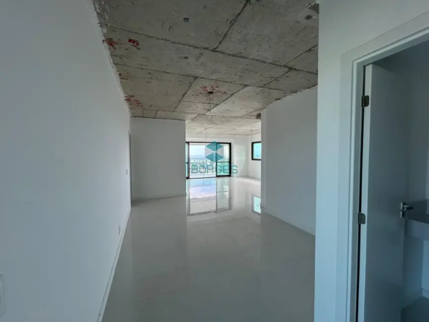 Foto 9 de Apartamento com 4 quartos à venda, 212m2 em Caminho das Árvores, Salvador - BA