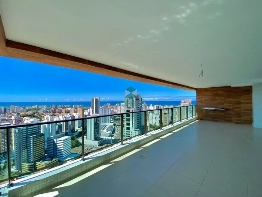 Apartamento com 3 quartos à venda, 210m2 em Caminho das Árvores, Salvador - BA - imagem 4 Foto 4 de Apartamento com 3 quartos à venda, 210m2 em Caminho das Árvores, Salvador - BA