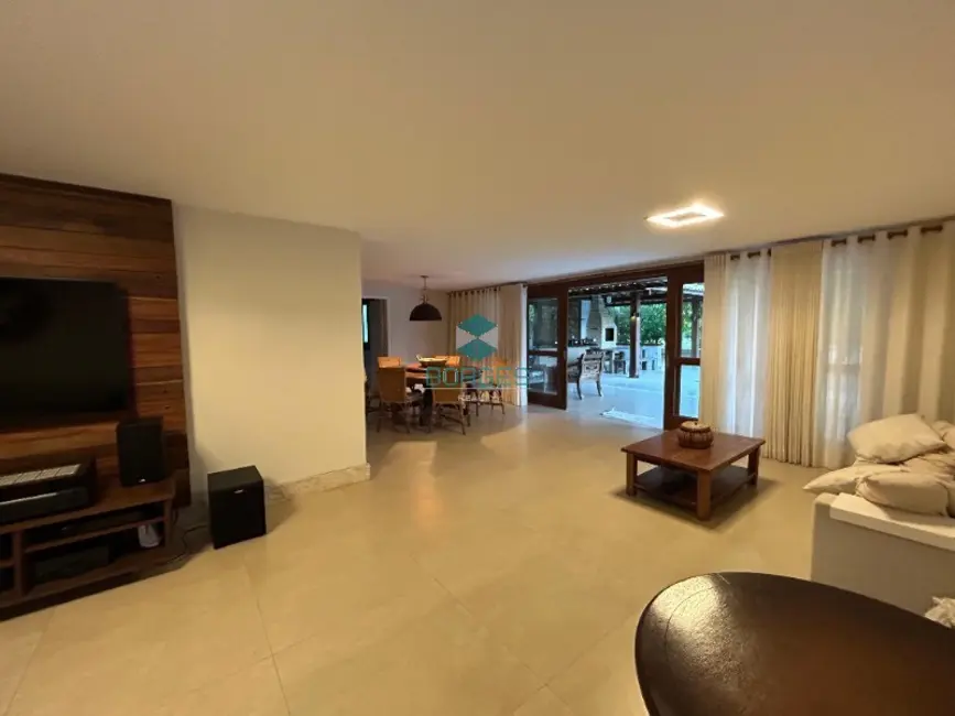 Casa de Condomínio com 4 quartos à venda, 280m2 em Mata De Sao Joao - BA - imagem 8 Foto 8 de Casa de Condomínio com 4 quartos à venda, 280m2 em Mata De Sao Joao - BA