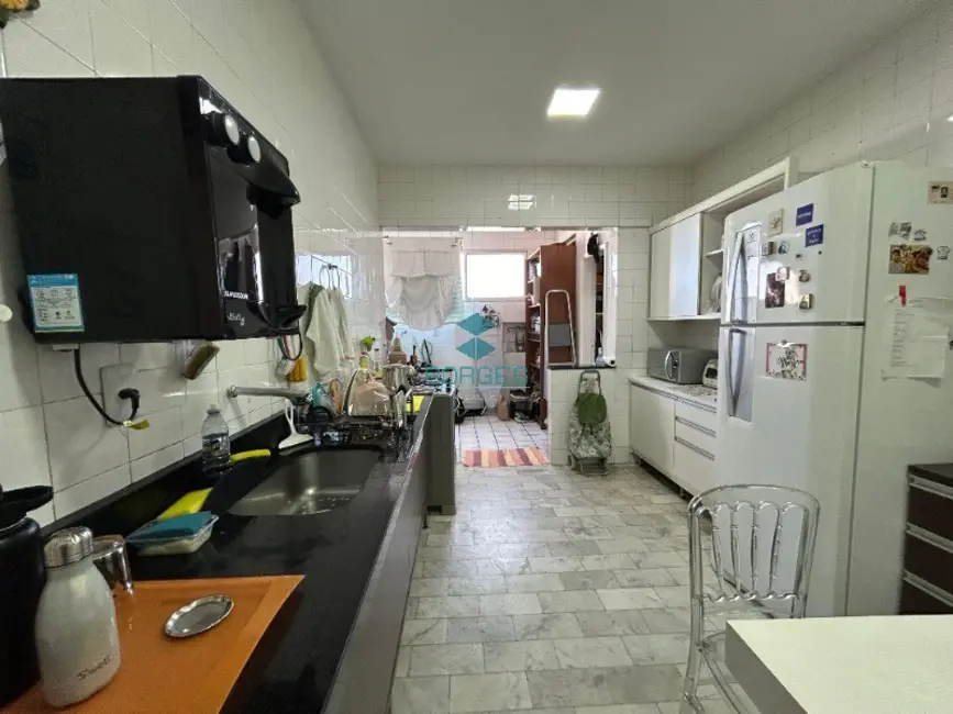 Apartamento com 4 quartos à venda, 186m2 em Graça, Salvador - BA - imagem 9 Foto 9 de Apartamento com 4 quartos à venda, 186m2 em Graça, Salvador - BA