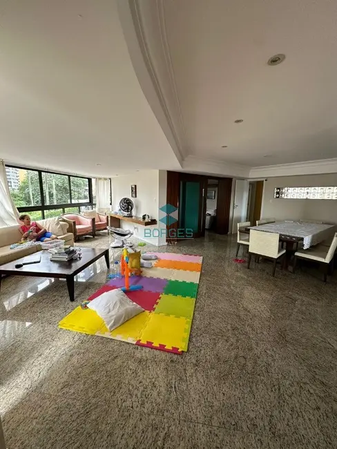 Apartamento com 4 quartos à venda, 255m2 em Horto Florestal, Salvador - BA - imagem 8 Foto 8 de Apartamento com 4 quartos à venda, 255m2 em Horto Florestal, Salvador - BA