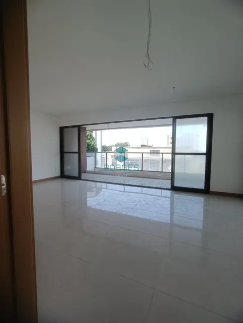 Foto 8 de Apartamento com 4 quartos à venda, 193m2 em Salvador - BA