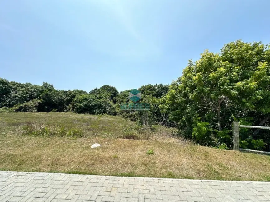 Terreno / Lote à venda, 700m2 em Mata De Sao Joao - BA - imagem 1 Foto 1 de Terreno / Lote à venda, 700m2 em Mata De Sao Joao - BA