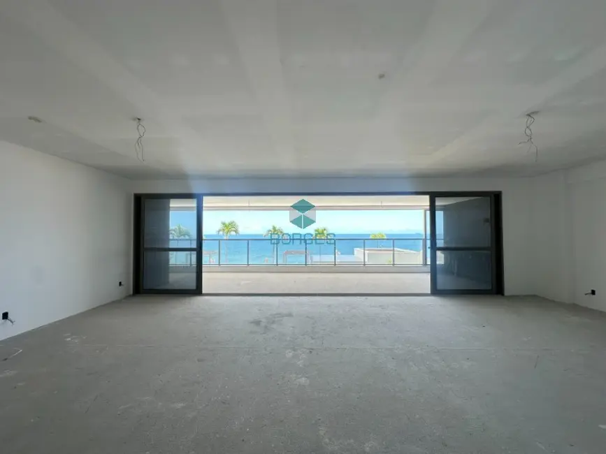 Foto 3 de Apartamento com 4 quartos à venda, 300m2 em Ondina, Salvador - BA