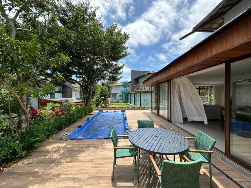Foto 1 de Casa de Condomínio com 4 quartos à venda, 136m2 em Mata De Sao Joao - BA