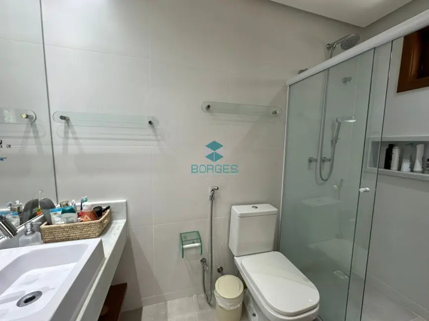 Foto 9 de Casa de Condomínio com 5 quartos à venda, 290m2 em Camacari - BA