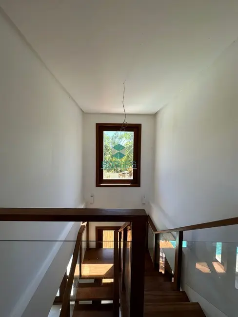 Foto 6 de Casa de Condomínio com 5 quartos à venda, 290m2 em Camacari - BA