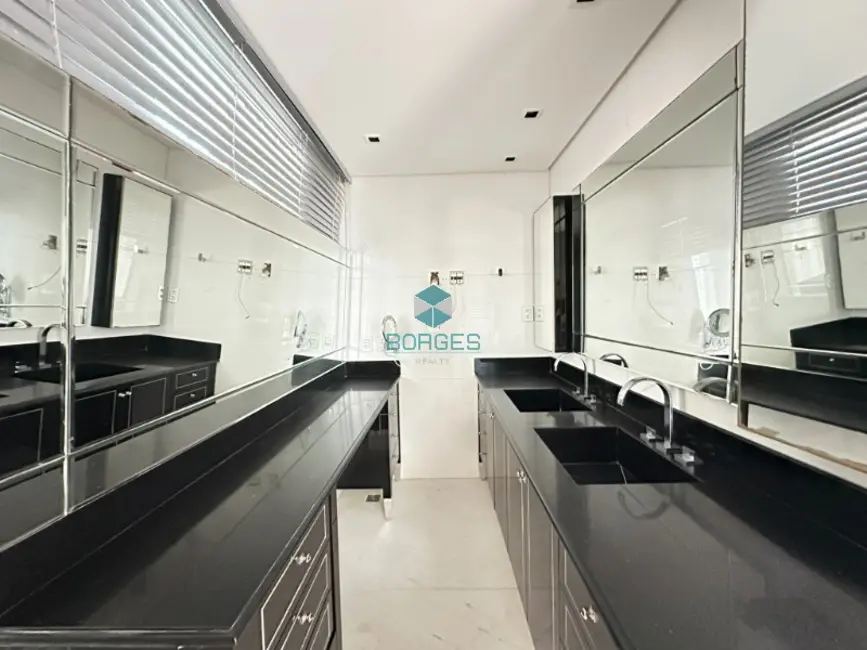 Foto 8 de Apartamento com 4 quartos à venda, 308m2 em Vitória, Salvador - BA