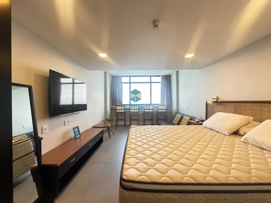 Apartamento com 1 quarto para alugar, 32m2 em Vitória, Salvador - BA - imagem 4 Foto 4 de Apartamento com 1 quarto para alugar, 32m2 em Vitória, Salvador - BA