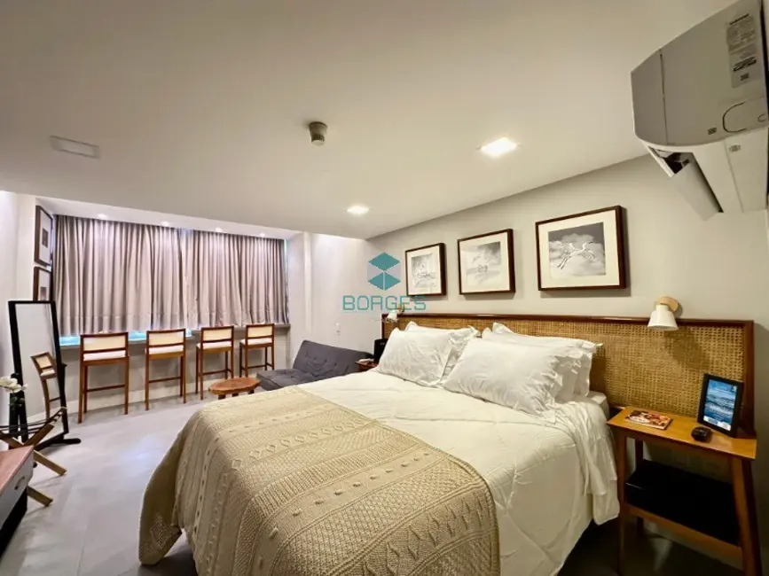 Foto 1 de Apartamento com 1 quarto para alugar, 32m2 em Vitória, Salvador - BA