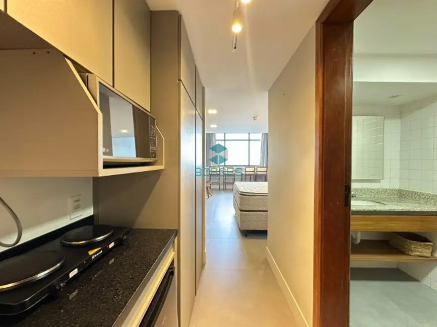 Apartamento com 1 quarto para alugar, 32m2 em Vitória, Salvador - BA - imagem 8 Foto 8 de Apartamento com 1 quarto para alugar, 32m2 em Vitória, Salvador - BA