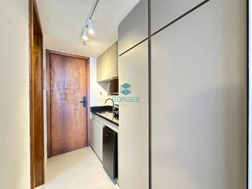 Foto 11 de Apartamento com 1 quarto para alugar, 32m2 em Vitória, Salvador - BA