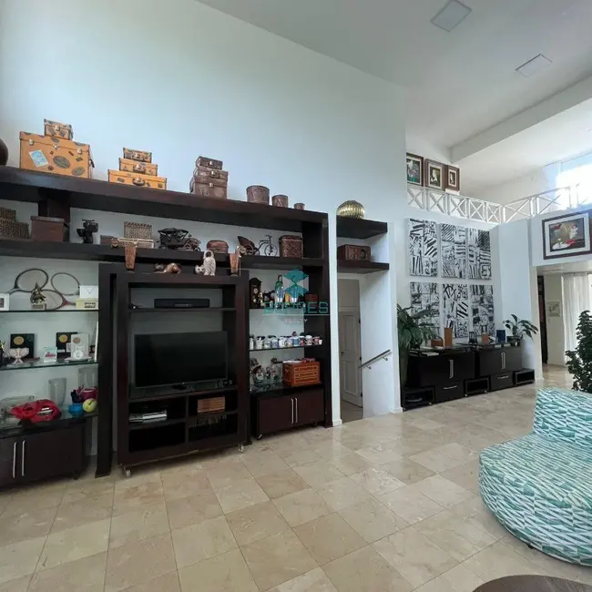 Foto 3 de Casa de Condomínio com 5 quartos à venda em Camacari - BA