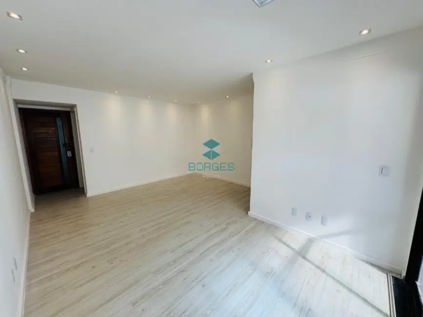 Foto 2 de Apartamento com 3 quartos à venda, 94m2 em Salvador - BA