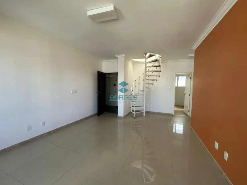 Apartamento com 4 quartos à venda, 211m2 em Jardim Apipema, Salvador - BA - imagem 3 Foto 3 de Apartamento com 4 quartos à venda, 211m2 em Jardim Apipema, Salvador - BA