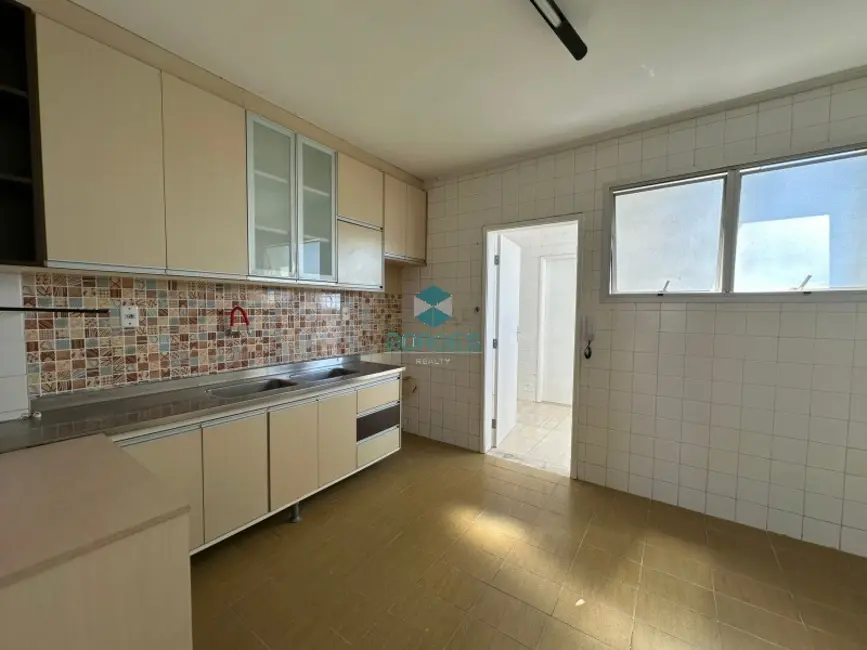 Apartamento com 4 quartos à venda, 211m2 em Jardim Apipema, Salvador - BA - imagem 7 Foto 7 de Apartamento com 4 quartos à venda, 211m2 em Jardim Apipema, Salvador - BA