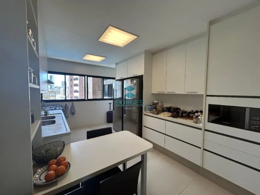 Foto 6 de Apartamento com 4 quartos à venda, 268m2 em Barra, Salvador - BA