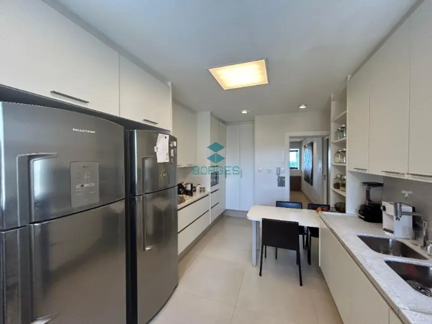 Foto 8 de Apartamento com 4 quartos à venda, 268m2 em Barra, Salvador - BA