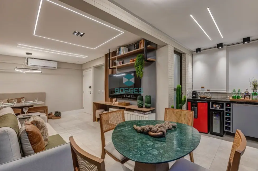 Foto 1 de Apartamento com 2 quartos à venda, 73m2 em Praia do Flamengo, Salvador - BA