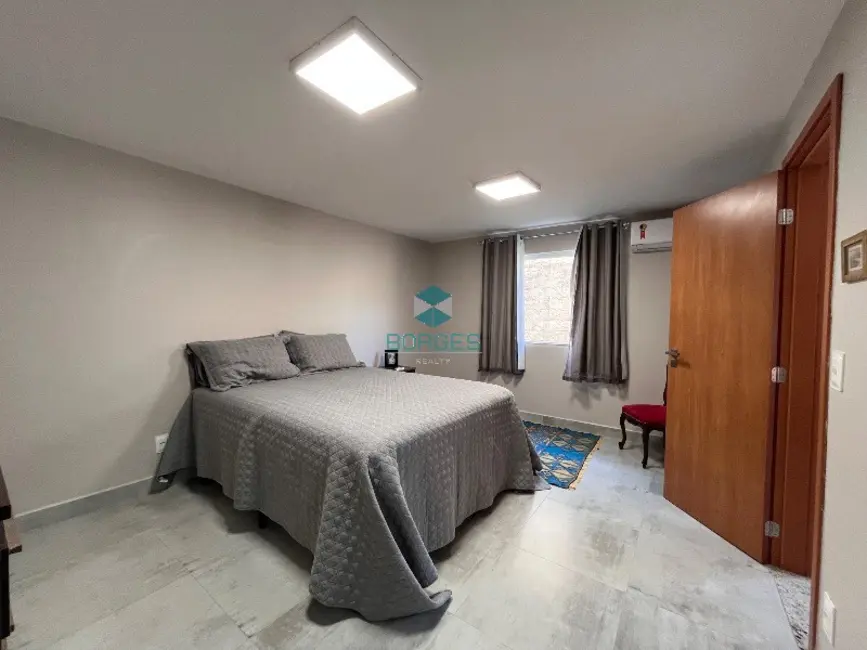 Foto 7 de Apartamento com 4 quartos à venda, 65m2 em Mata De Sao Joao - BA
