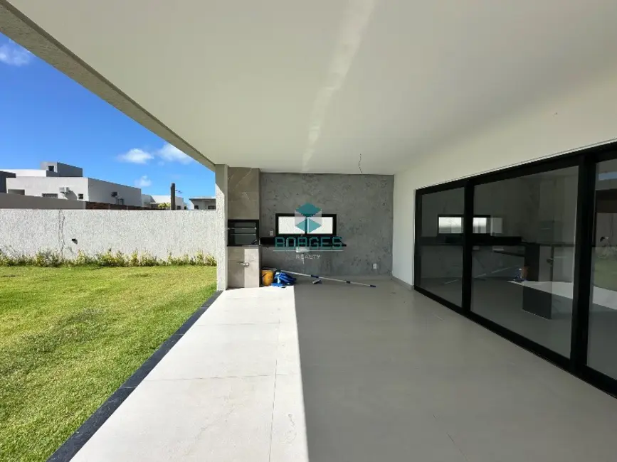 Foto 8 de Casa de Condomínio com 4 quartos à venda, 242m2 em Camacari - BA