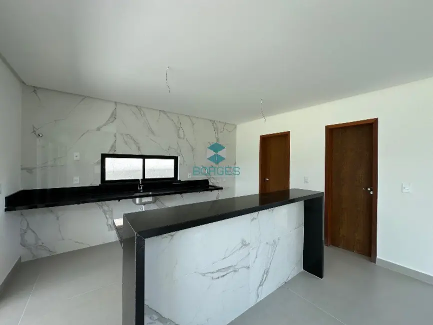 Foto 9 de Casa de Condomínio com 4 quartos à venda, 242m2 em Camacari - BA