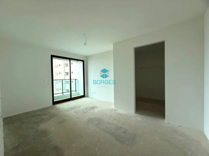 Foto 4 de Apartamento com 4 quartos à venda, 210m2 em Caminho das Árvores, Salvador - BA