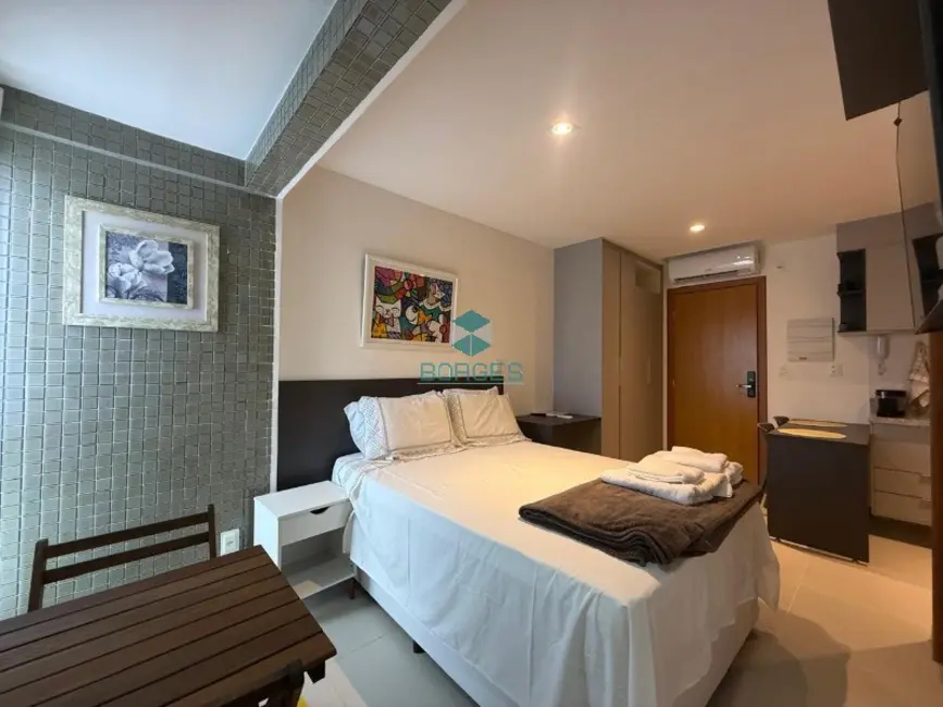 Foto 1 de Apartamento com 1 quarto à venda e para alugar, 25m2 em Caminho das Árvores, Salvador - BA
