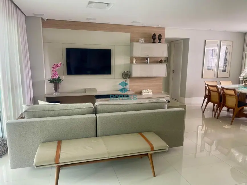 Apartamento com 4 quartos à venda, 226m2 em Horto Florestal, Salvador - BA - imagem 4 Foto 4 de Apartamento com 4 quartos à venda, 226m2 em Horto Florestal, Salvador - BA